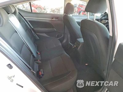 Zdjęcie 10 z 12 samochodu: 2018 HYUNDAI ELANTRA SEL VIN:5NPD84LF9JH213227 - miniatura
