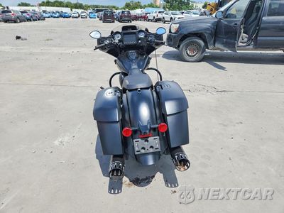Czwarte zdjęcie samochodu z boku: 2021 INDIAN MOTORCYCLE CO. CHIEFTAIN DARK HORSE VIN:56KTCDBB1M3400979 - miniatura