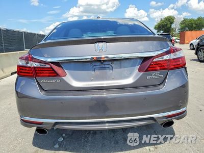Zdjęcie 6 z 12 samochodu: 2016 HONDA ACCORD TOURING VIN:1HGCR3F98GA024448 - miniatura
