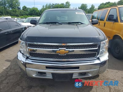 Piąte zdjęcie samochodu w środku: 2013 CHEVROLET SILVERADO K1500 LT VIN:1GCNKSEA0DZ222360 - miniatura
