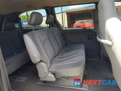 Zdjęcie 11 z 13 samochodu: 2004 DODGE GRAND CARAVAN SE VIN:1D4GP24R94B502968 - miniatura