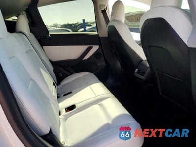 Zdjęcie 10 z 13 samochodu: 2021 TESLA MODEL Y VIN:5YJYGDEF1MF219995 - miniatura