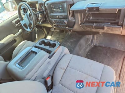 Zdjęcie 8 z 12 samochodu: 2018 CHEVROLET SILVERADO C1500 VIN:1GCNCNEH7JZ132372 - miniatura