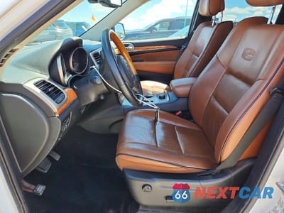 Zdjęcie 7 z 13 samochodu: 2013 JEEP GRAND CHEROKEE OVERLAND VIN:1C4RJFCG1DC511091 - miniatura