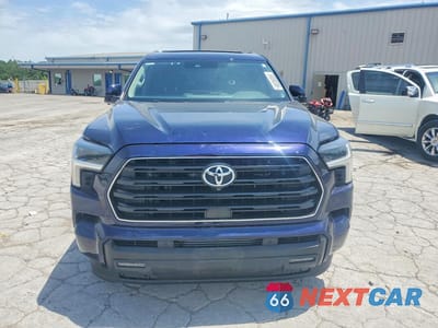 Piąte zdjęcie samochodu w środku: 2024 TOYOTA SEQUOIA SR5 VIN:7SVAAABA6RX043961 - miniatura