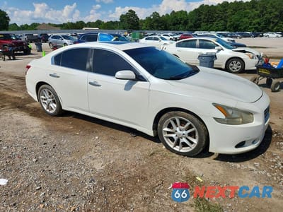 Czwarte zdjęcie samochodu z boku: 2009 NISSAN MAXIMA 3.5 S VIN:1N4AA51E29C841215 - miniatura