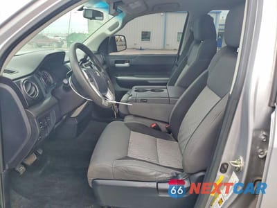 Zdjęcie 7 z 12 samochodu: 2017 TOYOTA TUNDRA SR5 VIN:5TFRM5F18HX114565 - miniatura