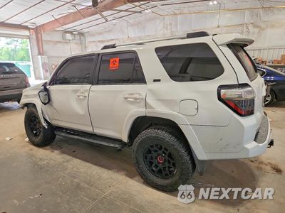 Drugie zdjęcie samochodu z przodu: 2019 TOYOTA 4RUNNER SR5 VIN:JTEBU5JR3K5696362 - miniatura