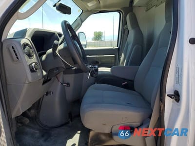 Zdjęcie 7 z 13 samochodu: 2025 FORD ECONOLINE E350 SUPER DUTY CUTAWAY VAN VIN:1FDWE3FN3SDD04169 - miniatura