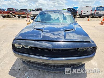 Piąte zdjęcie samochodu w środku: 2020 DODGE CHALLENGER SXT VIN:2C3CDZAG7LH179191 - miniatura