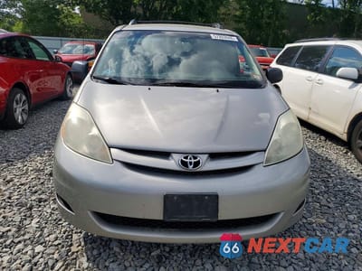 Piąte zdjęcie samochodu w środku: 2008 TOYOTA SIENNA LE 8-PASSENGER VIN:5TDZK23C38S199864 - miniatura