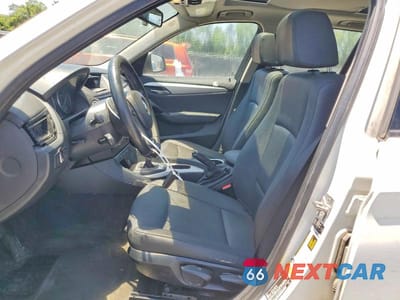 Zdjęcie 7 z 12 samochodu: 2015 BMW X1 SDRIVE28I VIN:WBAVM1C53FVZ94420 - miniatura