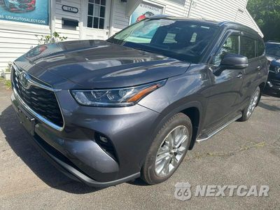 2023 TOYOTA HIGHLANDER HYBRID LIMITED 5TDXBRCH4PS570895 - główne zdjęcie licytacji z USA - miniatura