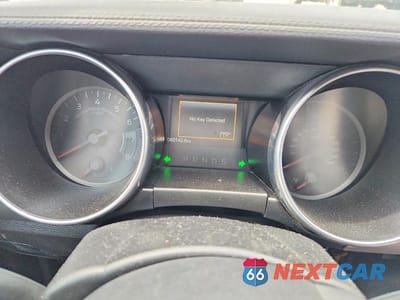 Zdjęcie 9 z 12 samochodu: 2022 FORD MUSTANG VIN:1FATP8UH7N5105397 - miniatura