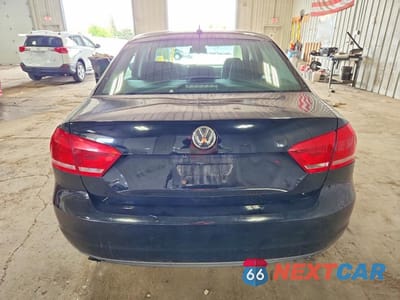 Zdjęcie 6 z 13 samochodu: 2012 VOLKSWAGEN PASSAT S VIN:1VWAP7A35CC075147 - miniatura