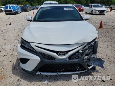 Piąte zdjęcie samochodu w środku: 2020 TOYOTA CAMRY SE VIN:4T1G11AK2LU969423 - miniatura