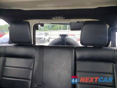 Zdjęcie 10 z 13 samochodu: 2012 JEEP WRANGLER UNLIMITED SAHARA VIN:1C4BJWEG7CL150012 - miniatura