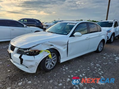 2007 BMW 328 I WBAVA33597KX75890 - główne zdjęcie licytacji z USA - miniatura