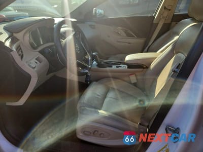 Zdjęcie 7 z 12 samochodu: 2015 BUICK LACROSSE VIN:1G4GB5GR1FF273105 - miniatura