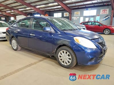 Czwarte zdjęcie samochodu z boku: 2012 NISSAN VERSA 1.6 S VIN:3N1CN7AP7CL815289 - miniatura