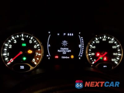Zdjęcie 9 z 13 samochodu: 2019 JEEP RENEGADE LATITUDE VIN:ZACNJBBB5KPK71899 - miniatura