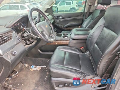 Zdjęcie 7 z 13 samochodu: 2020 CHEVROLET SUBURBAN C1500 LT VIN:1GNSCHKC6LR301644 - miniatura