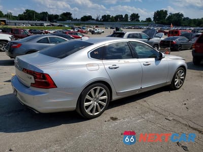 Trzecie zdjęcie samochodu z tyłu: 2017 VOLVO S90 T6 INSCRIPTION VIN:YV1A22ML9H1012789 - miniatura
