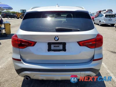 Zdjęcie 6 z 13 samochodu: 2018 BMW X3 XDRIVE30I VIN:5UXTR9C52JLC82514 - miniatura