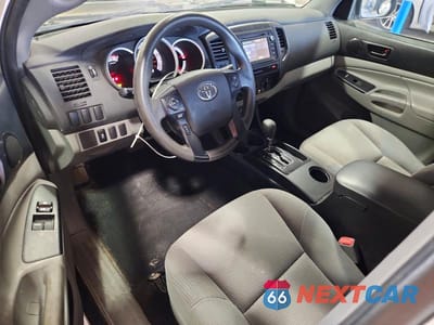 Zdjęcie 8 z 12 samochodu: 2015 TOYOTA TACOMA ACCESS CAB VIN:5TFTX4CN5FX062369 - miniatura