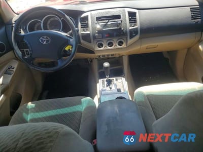 Zdjęcie 8 z 12 samochodu: 2011 TOYOTA TACOMA PRERUNNER ACCESS CAB VIN:5TFTU4GN2BX012445 - miniatura
