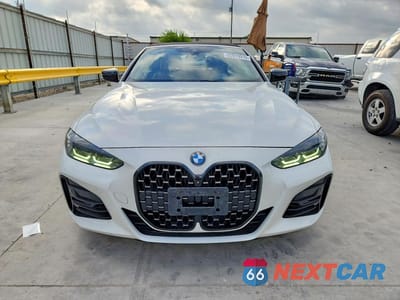 Piąte zdjęcie samochodu w środku: 2023 BMW 430I VIN:WBA23AT06PCM95070 - miniatura