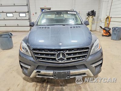 Piąte zdjęcie samochodu w środku: 2014 MERCEDES-BENZ ML 550 4MATIC VIN:4JGDA7DB6EA407126 - miniatura