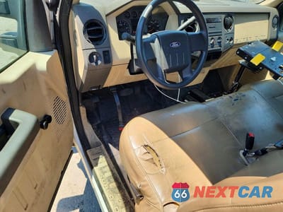 Zdjęcie 8 z 12 samochodu: 2008 FORD F350 SRW SUPER DUTY VIN:1FDSF30528EC15569 - miniatura