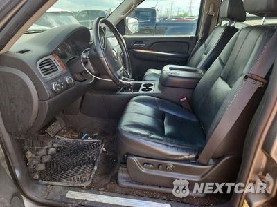 Zdjęcie 7 z 13 samochodu: 2008 CHEVROLET SUBURBAN K1500 LS VIN:1GNFK16368J224723 - miniatura