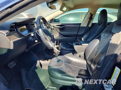 Zdjęcie 7 z 12 samochodu: 2015 TESLA MODEL S 85 VIN:5YJSA1H12FFP79792 - miniatura
