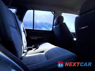 Zdjęcie 11 z 13 samochodu: 1999 NISSAN PATHFINDER XE VIN:JN8AR05S8XW290410 - miniatura