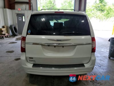 Zdjęcie 6 z 13 samochodu: 2016 CHRYSLER TOWN & COUNTRY TOURING VIN:2C4RC1BG8GR296285 - miniatura