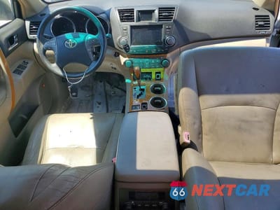 Zdjęcie 8 z 13 samochodu: 2010 TOYOTA HIGHLANDER HYBRID LIMITED VIN:JTEJW3EHXA2044625 - miniatura