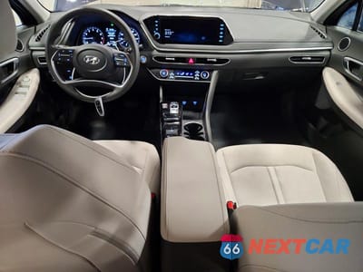 Zdjęcie 8 z 12 samochodu: 2023 HYUNDAI SONATA SEL VIN:KMHL64JA8PA324937 - miniatura