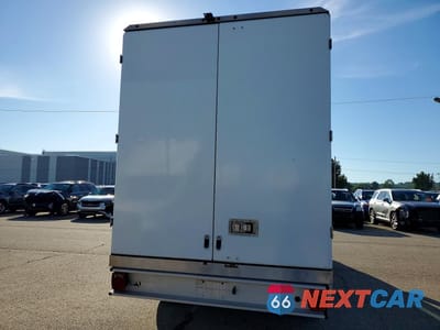 Zdjęcie 6 z 12 samochodu: 2020 FORD TRANSIT DELIVERY TRUCK VIN:1FDBW5Z86LKA95584 - miniatura
