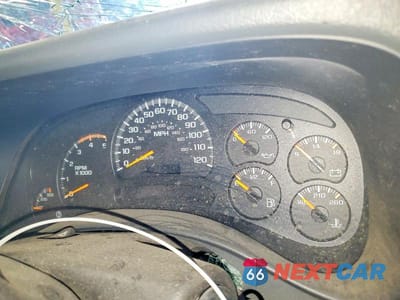 Zdjęcie 9 z 12 samochodu: 2005 CHEVROLET SILVERADO K2500 HEAVY DUTY VIN:1GCHK232X5F952871 - miniatura