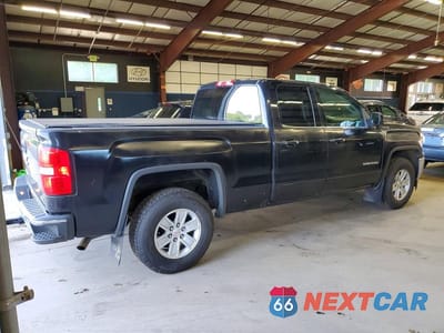 Trzecie zdjęcie samochodu z tyłu: 2017 GMC SIERRA K1500 SLE VIN:1GTV2MEHXHZ239441 - miniatura