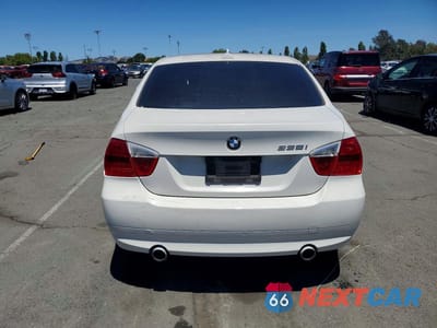 Zdjęcie 6 z 12 samochodu: 2007 BMW 335 I VIN:WBAVB73587PA87812 - miniatura
