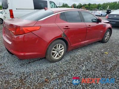 Trzecie zdjęcie samochodu z tyłu: 2011 KIA OPTIMA LX VIN:KNAGM4A79B5086756 - miniatura