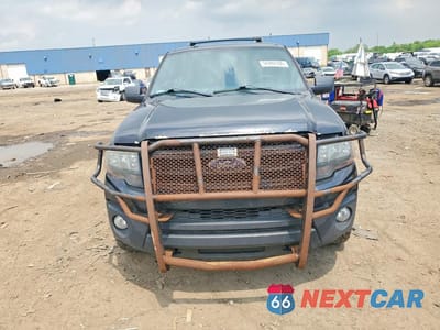 Piąte zdjęcie samochodu w środku: 2015 FORD EXPEDITION EL XL VIN:1FMJK1GT3FEF50806 - miniatura