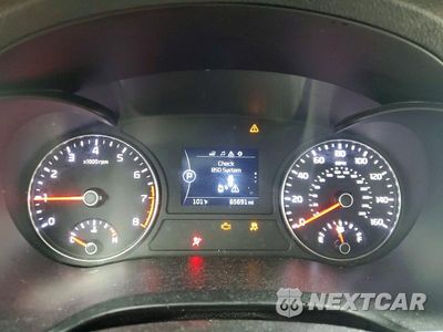 Zdjęcie 9 z 12 samochodu: 2018 KIA OPTIMA S VIN:5XXGT4L31JG247837 - miniatura