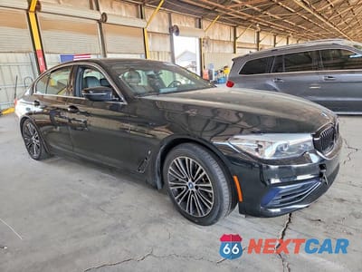 Czwarte zdjęcie samochodu z boku: 2019 BMW 530E VIN:WBAJA9C53KB389038 - miniatura