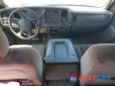 Zdjęcie 8 z 12 samochodu: 2004 GMC NEW SIERRA K1500 VIN:1GTEK19TX4E188716 - miniatura