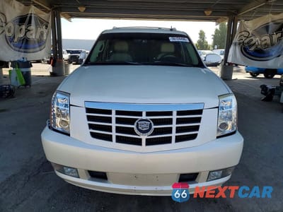Piąte zdjęcie samochodu w środku: 2007 CADILLAC ESCALADE LUXURY VIN:1GYFK63847R339045 - miniatura