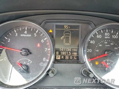 Zdjęcie 9 z 14 samochodu: 2013 NISSAN ROGUE S/SV VIN:JN8AS5MT5DW004648 - miniatura